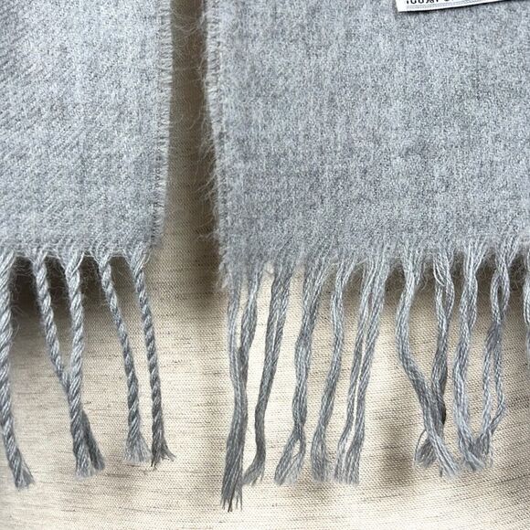 Virgin Wool Light Gray Men’s Women’s made in Uruguay Scarf - Picture 9 of 9